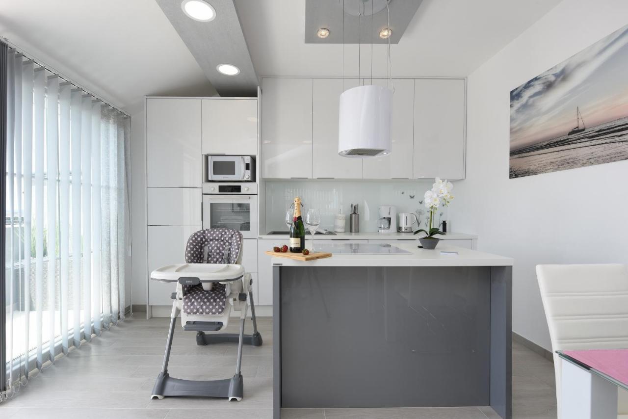 Deluxe Apartman Korina & Ramona Zadar Exteriör bild